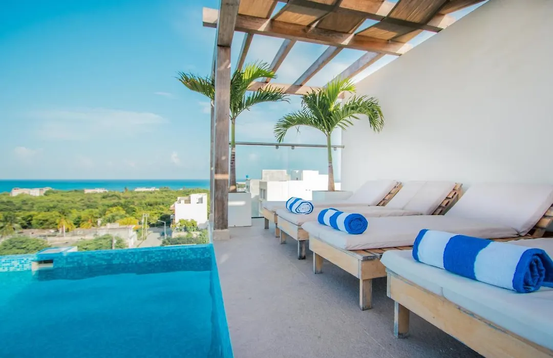Condos With Ocean View Pool In Av 10 & 60 Street-1