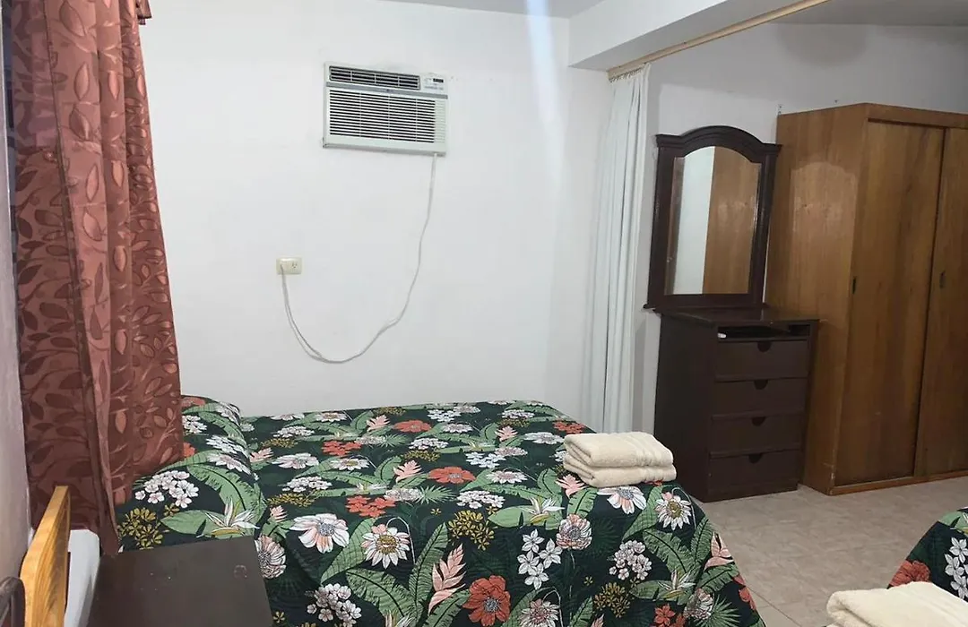 Casa Colonial Con Alberca En Cancun-1