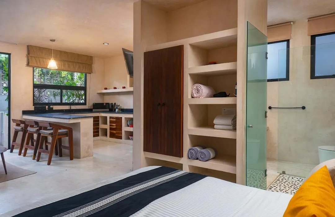 Ujo Condo Boutique-1