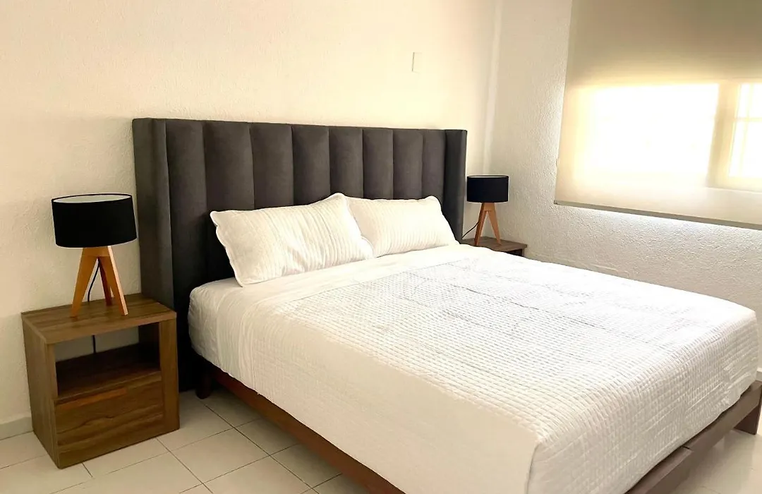 D1 Prime Location 3 Bedroom Ground Floor Spacious Apartment-1