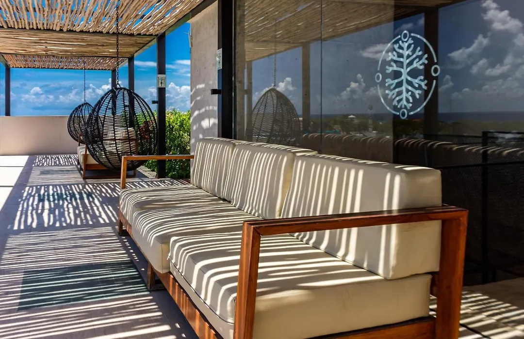 Big Studio At Kaab By The Beach With Roof Top Pool Near Paseo Del Carmen Mall-1