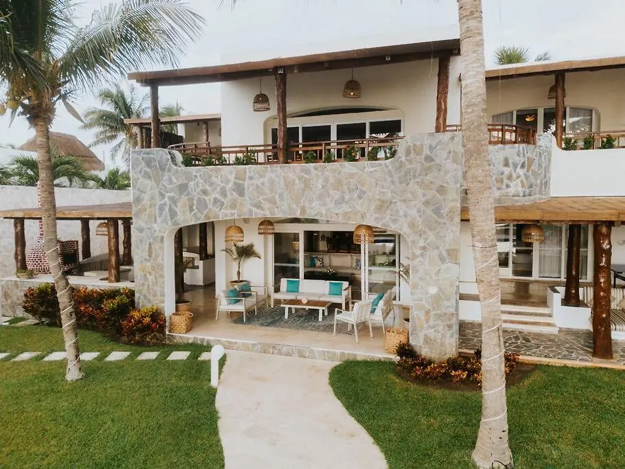 Villa Corona 6 Bedroom Luxury Mansion-1