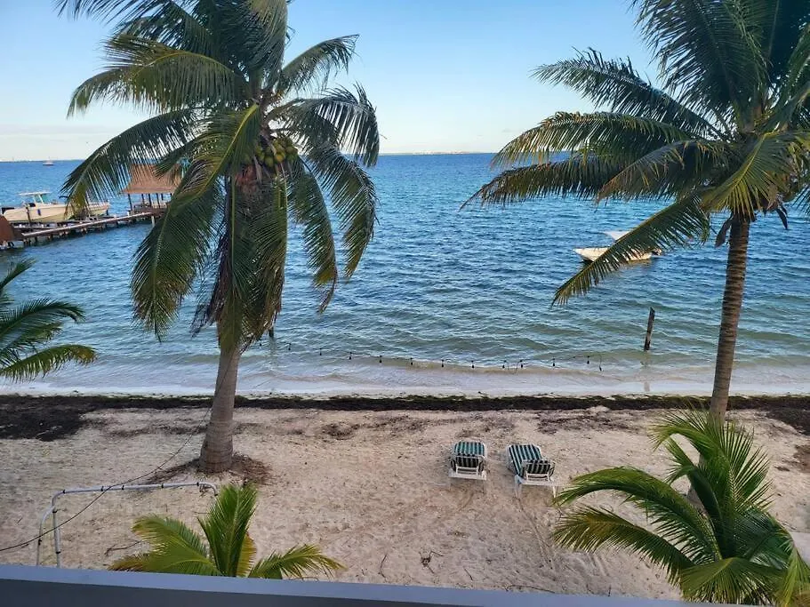 2 Rooms Apartment With Private Beach In Puerto Juarez Cancun-1