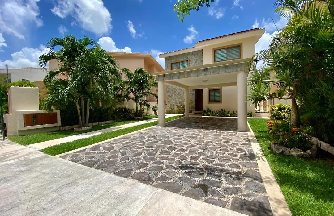 Casa Arnold - Luxurious 4 Bedroom Villa With Pool-1