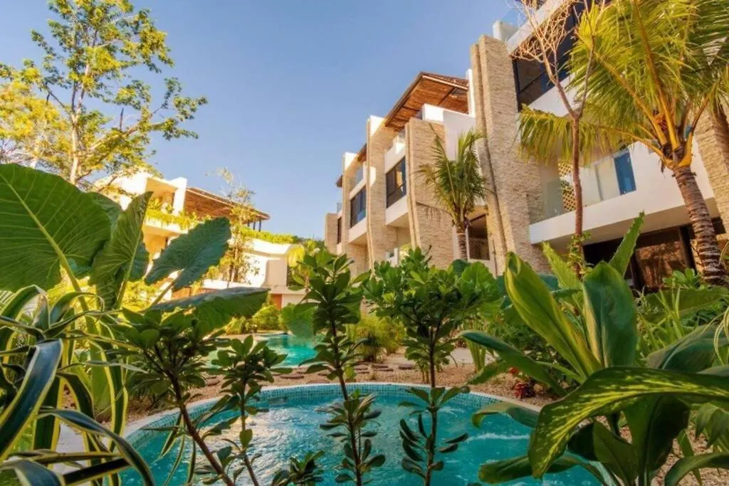Spacious Studio Apartment With Private Pool-1