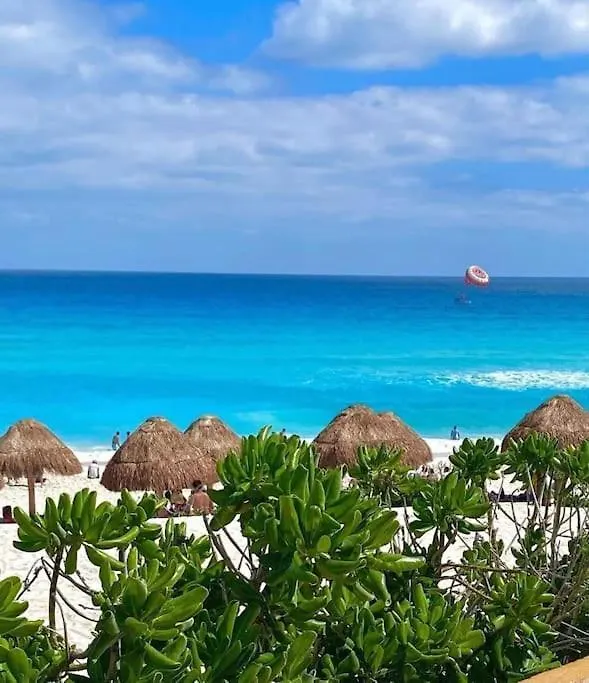 Cancun Life-1