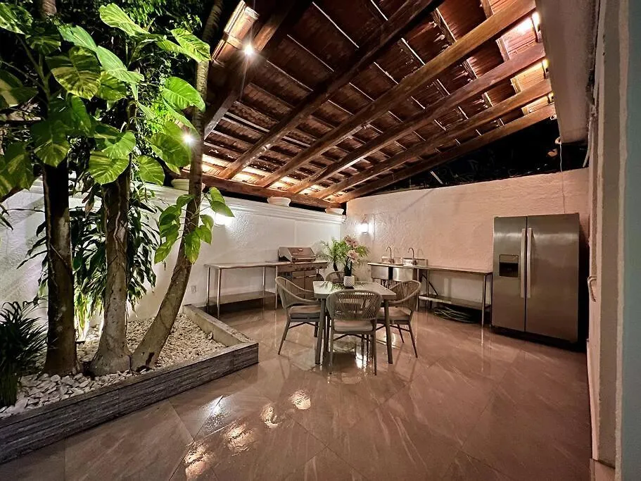 Luxury House, 2Br, 6 Pax, Bbq, Wifi, Playground.-1