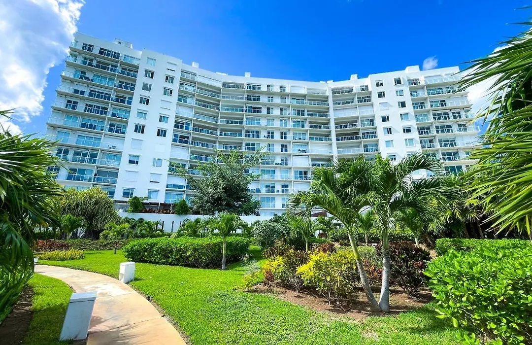 Punta Me Luxury Apartments Ocean View & Beach Front-1