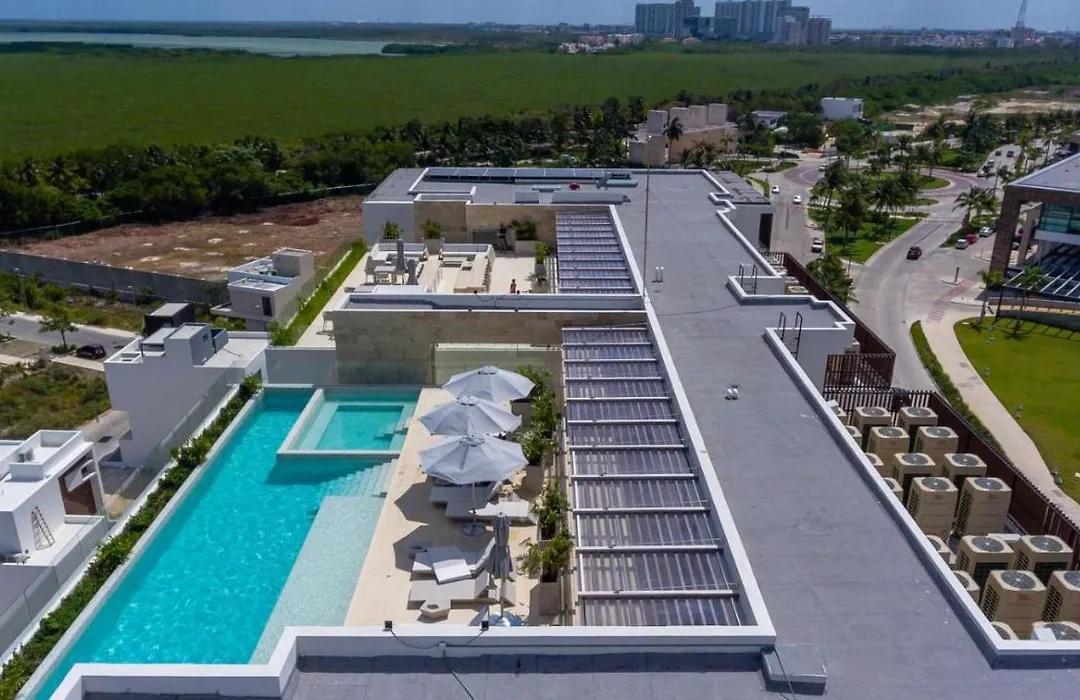 Spectacular Apartment With Rooftop View-1