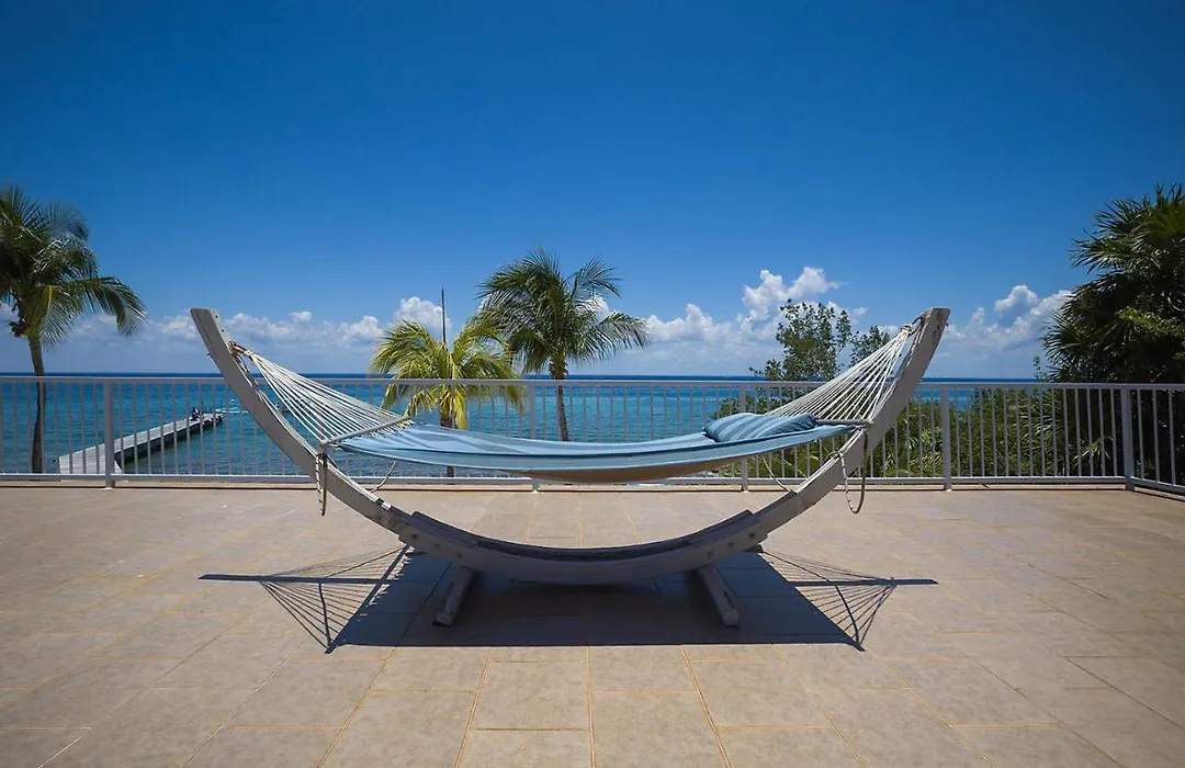 The Queen Of Cozumel Beach House -Luxury Beachfront Villa- Million Dollars View-1
