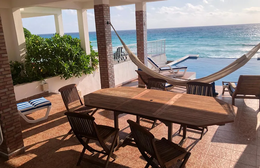 Casa Picón Cancún-1