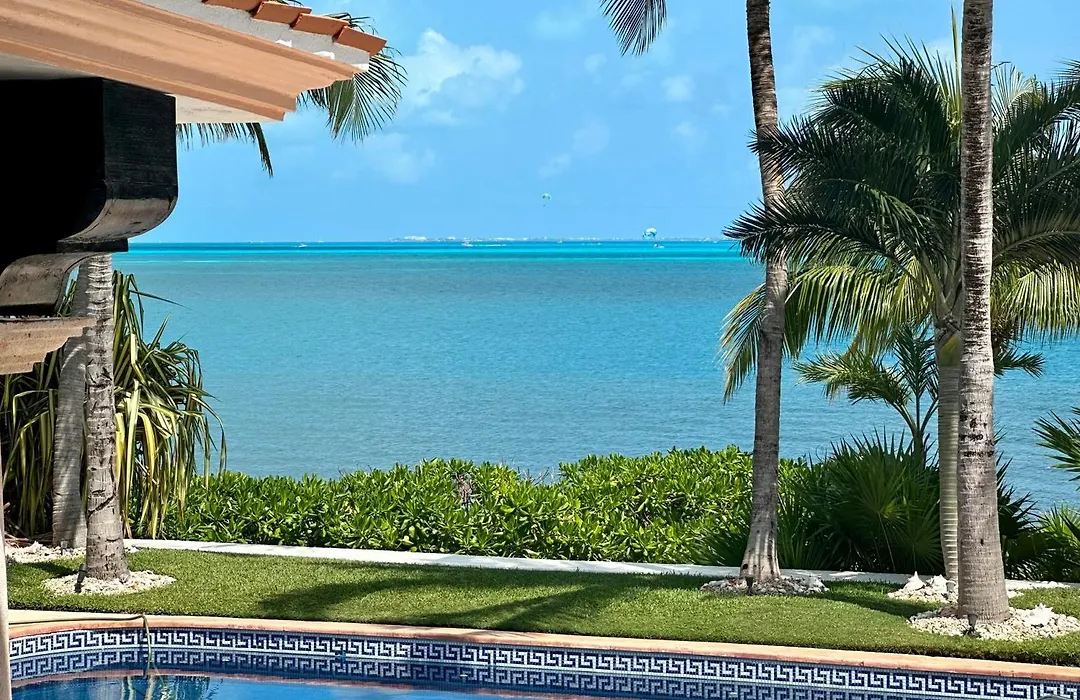 Villa Albatros Oceanfront Luxury Hotelzone-1
