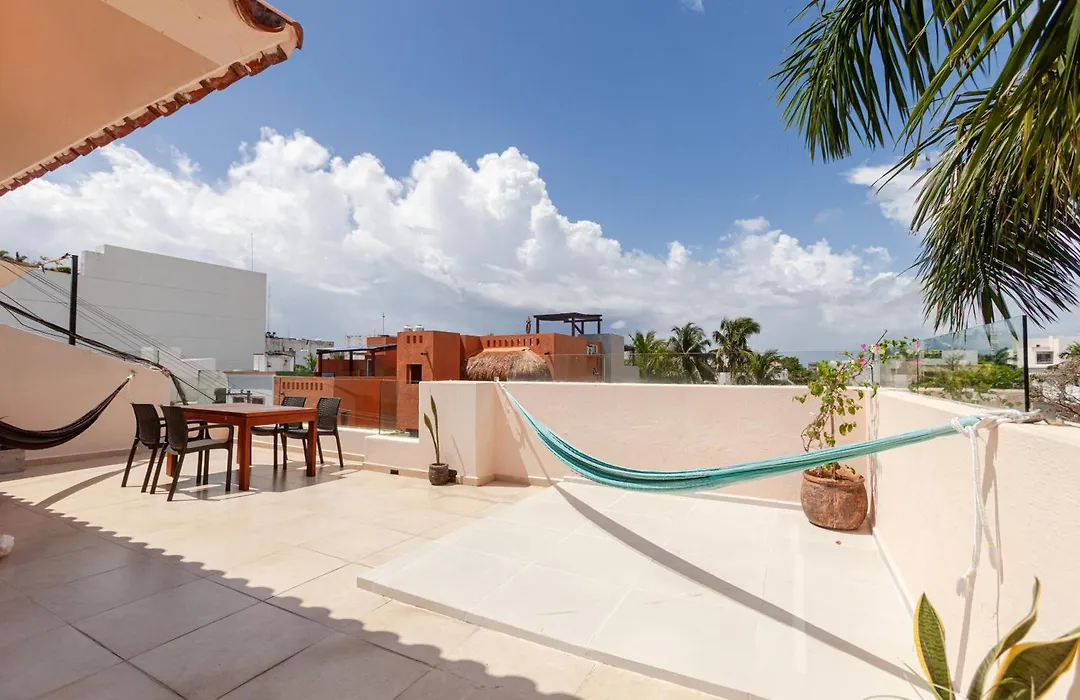 Via Tendenza Condos-1