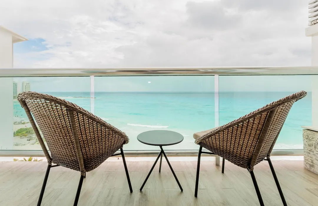 The Oceanfront By Casa Paraiso-1