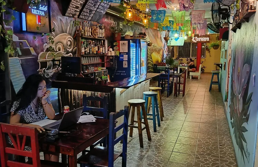Tres Mundos Hostel-1