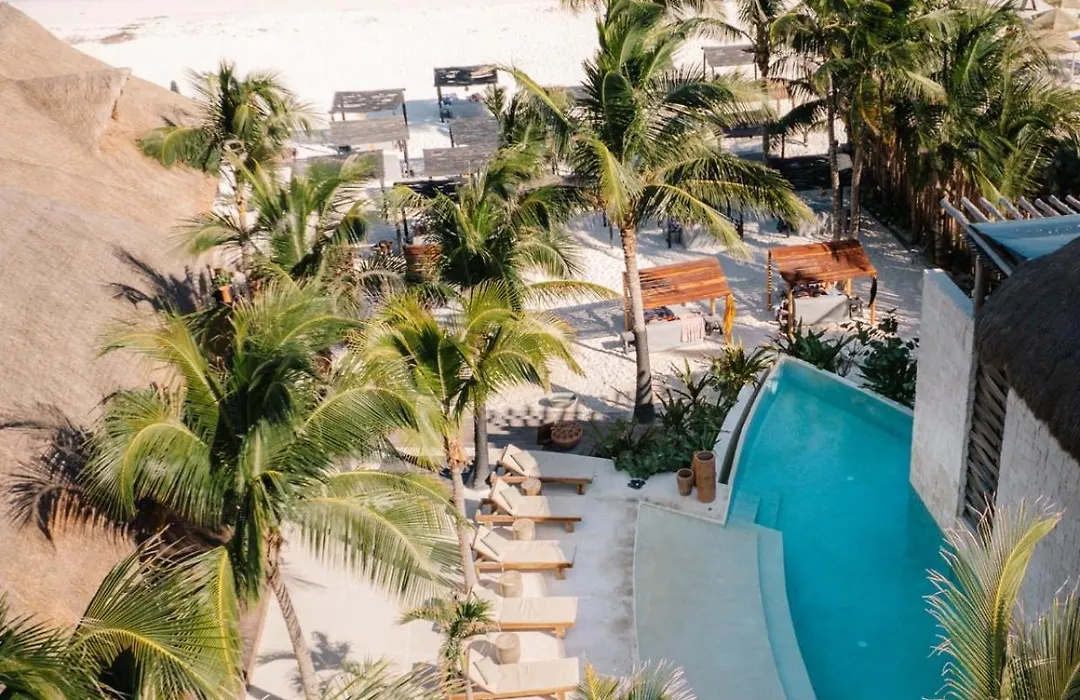 Gulliver Condo - Free Beach Club Access & Bikes-1