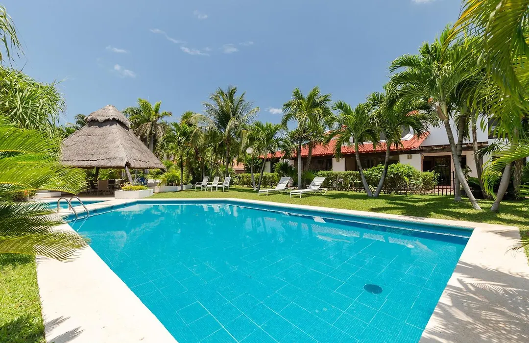 Large House - Walking To Beach - 10 Guests!-1