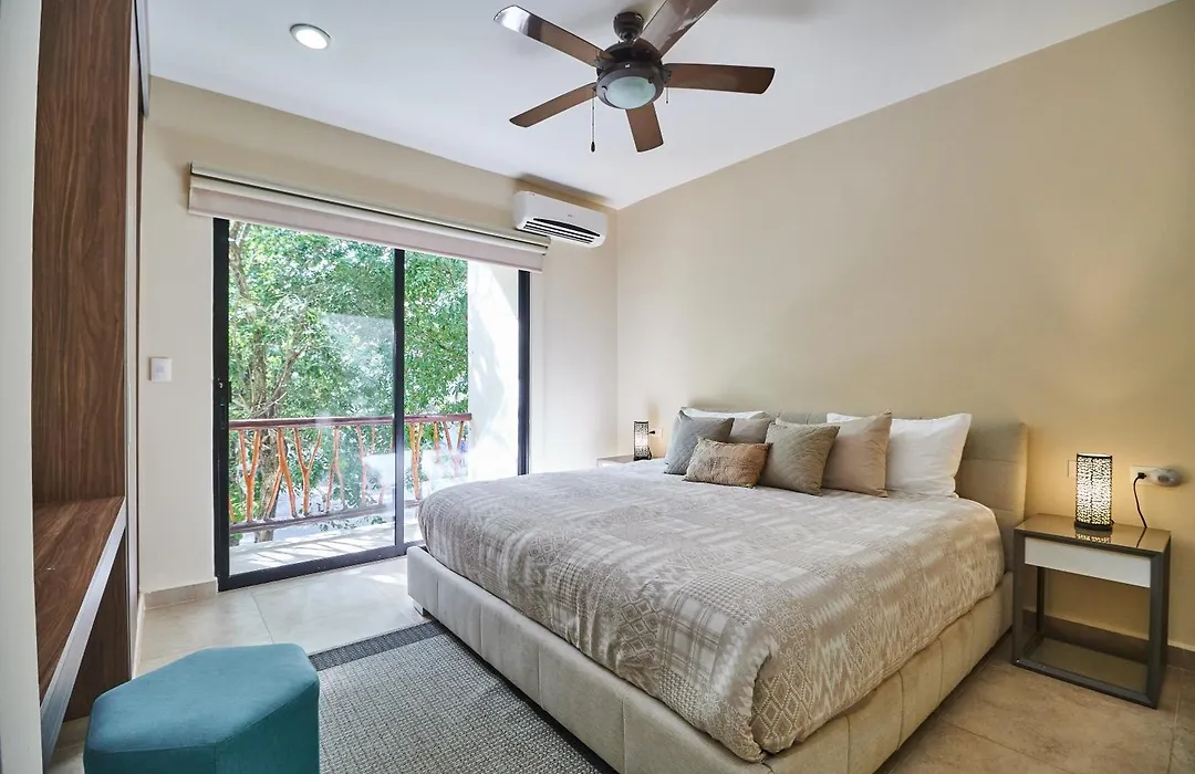 Dorian Gray - Pool & Beach Club Access & 300Mbps Wifi-1