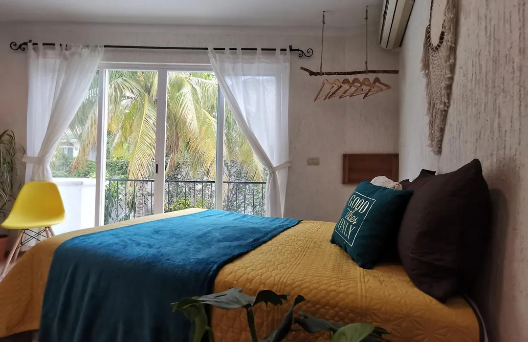 Beautiful & Cozy Near Beach Apartment Pool & Kingsize Bed-1