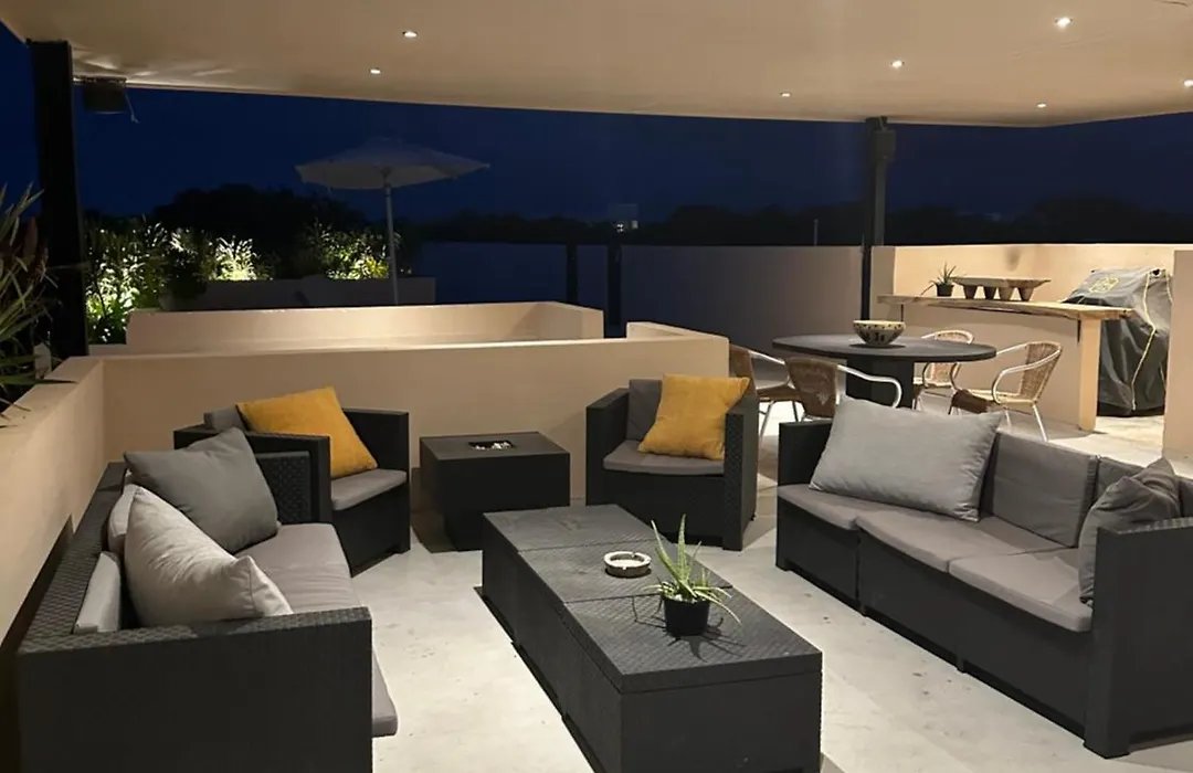 La Veleta Luxury Condos-1