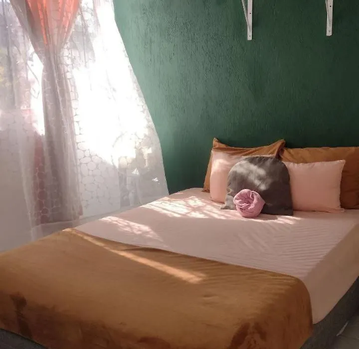 Saramuyah Home Cancun-1