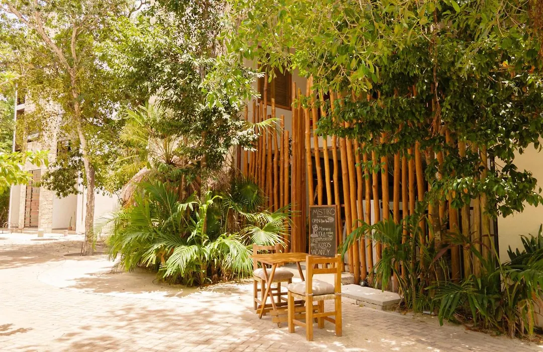 Koos Tulum Hotel-1