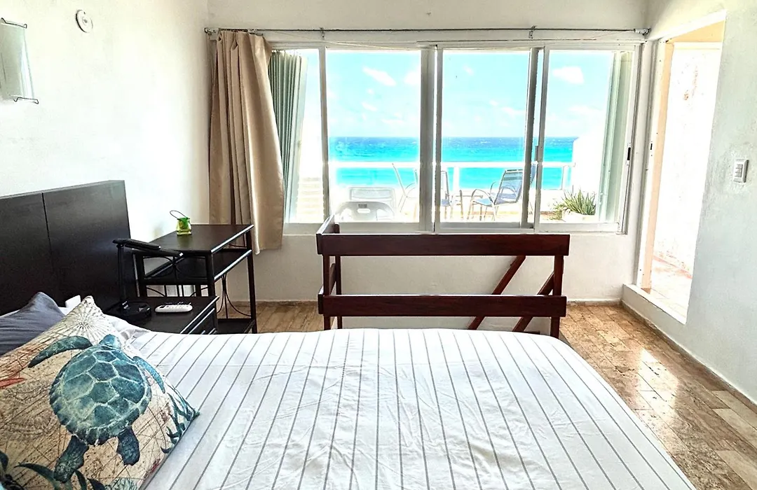 Brisas Shores Penthouse Beachfront, Ocean View Terrace Cancun Hotel Zone, 2 Bedrooms-1