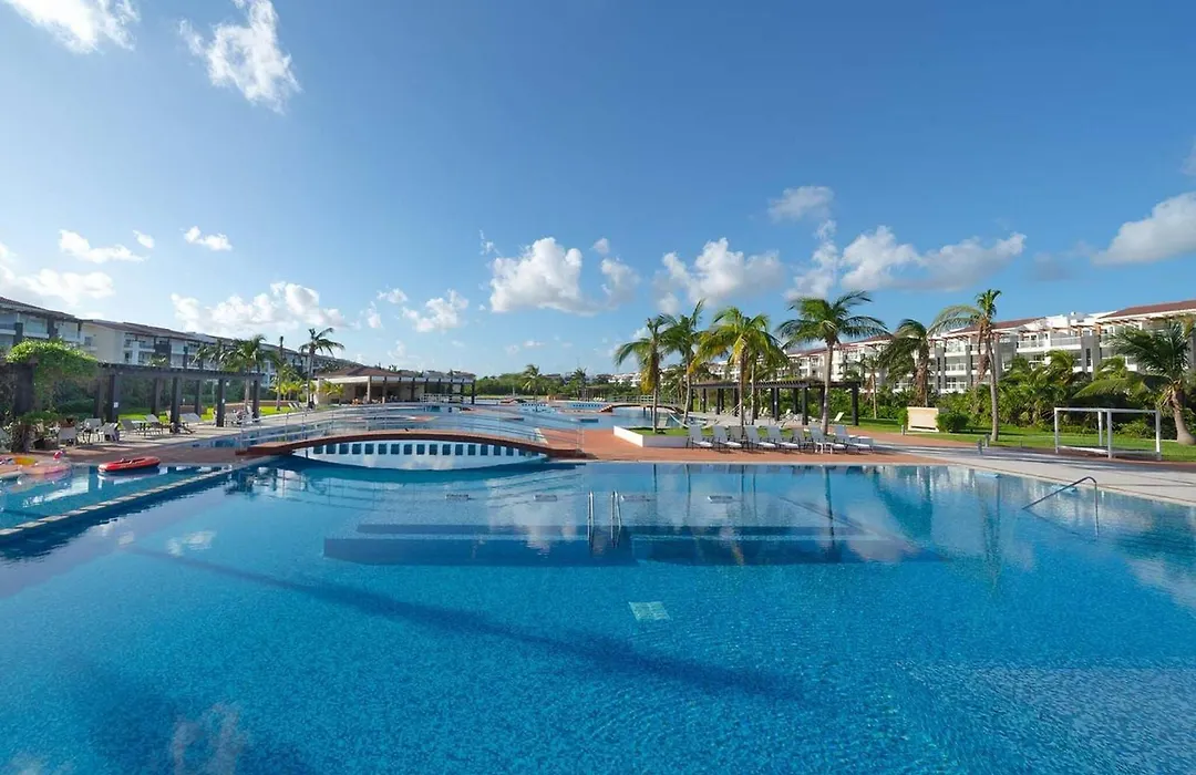 Luxury 3 Bedroom Condo - Beachfront Complex At Mareazul - Buena Vida-1