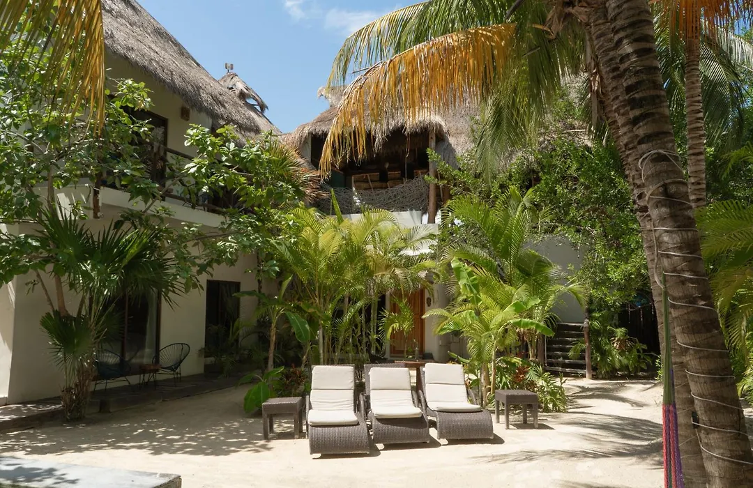 Hotel Boutique La Puerta Azul Beachfront - Adults Only-1