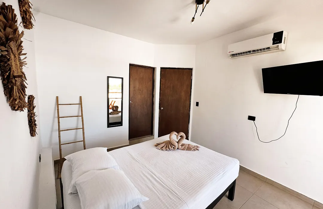 3B Wellness Hotel & Hostel Adults Only-1