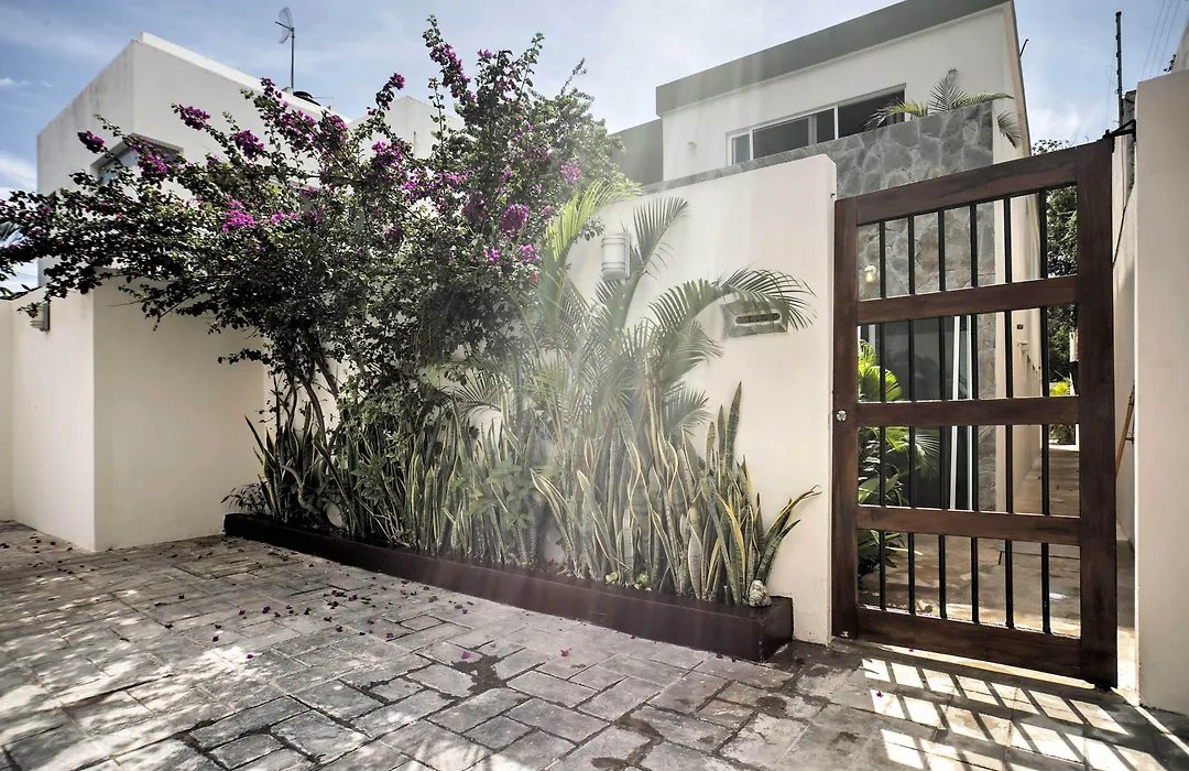 Casa Esmeralda W/ Pool Access & Furnished Patio!-1