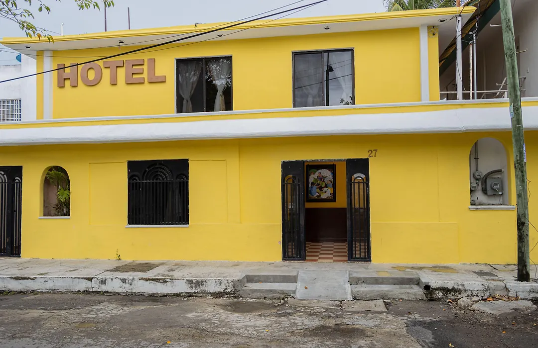 Oyo Hotel Marias,Aeropuerto Internacional De Chetumal-1