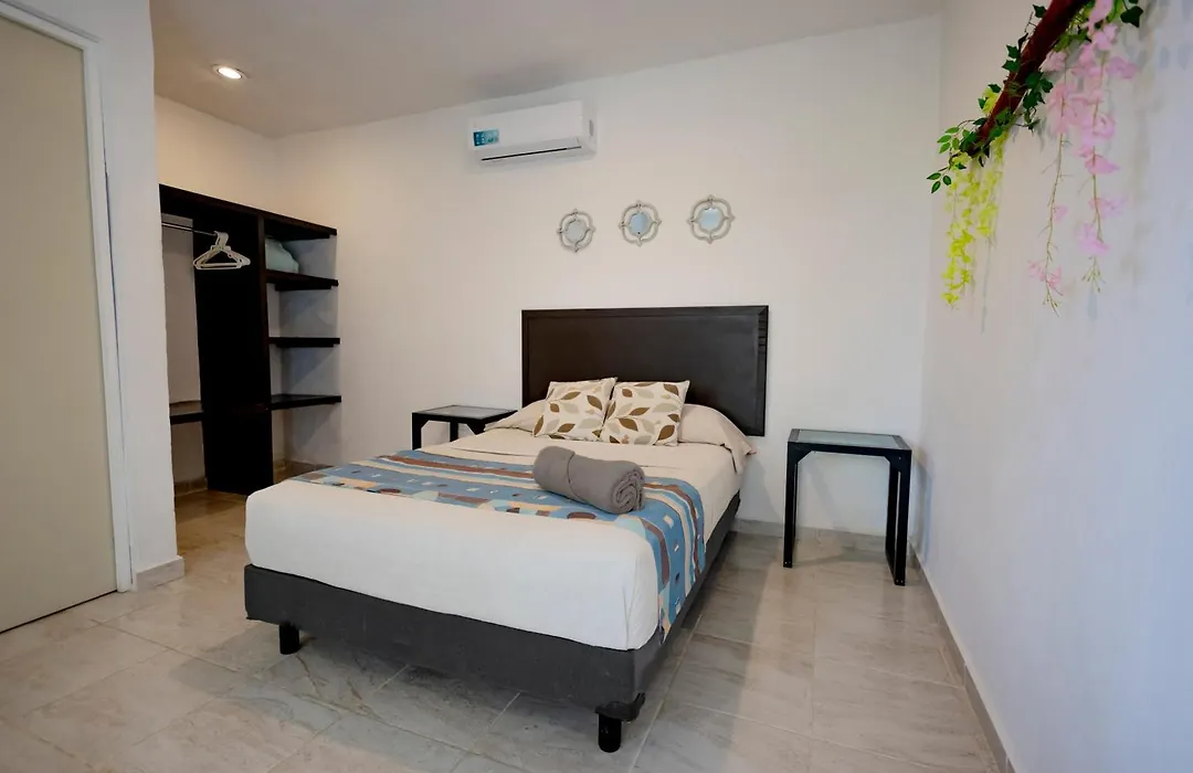 Puerto Morelos Hotel Las Palmas - Near The Beach-1