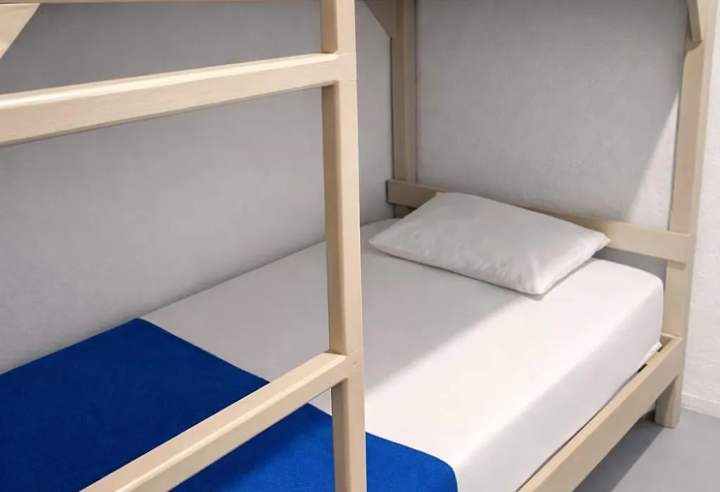Hostel Auikyani-1