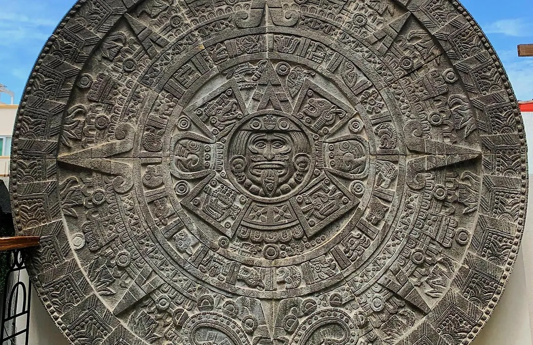 Casa Calendario Azteca-1