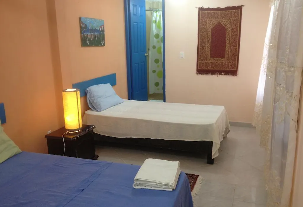 Grand Hostel Cancun-1