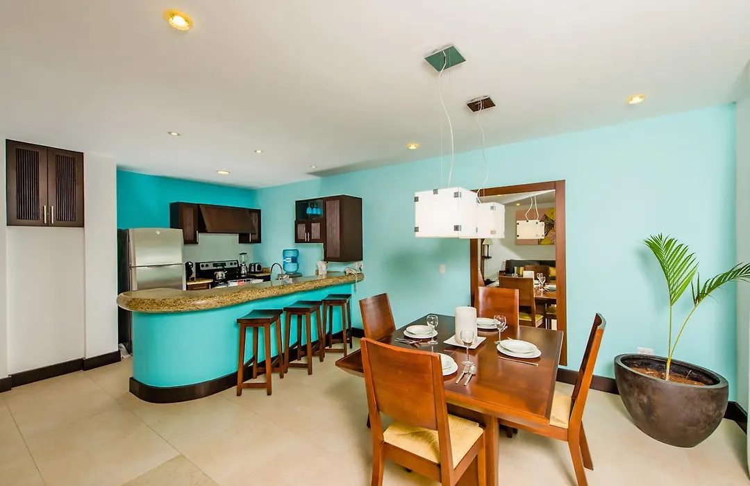 Pueblito Escondido 206-1