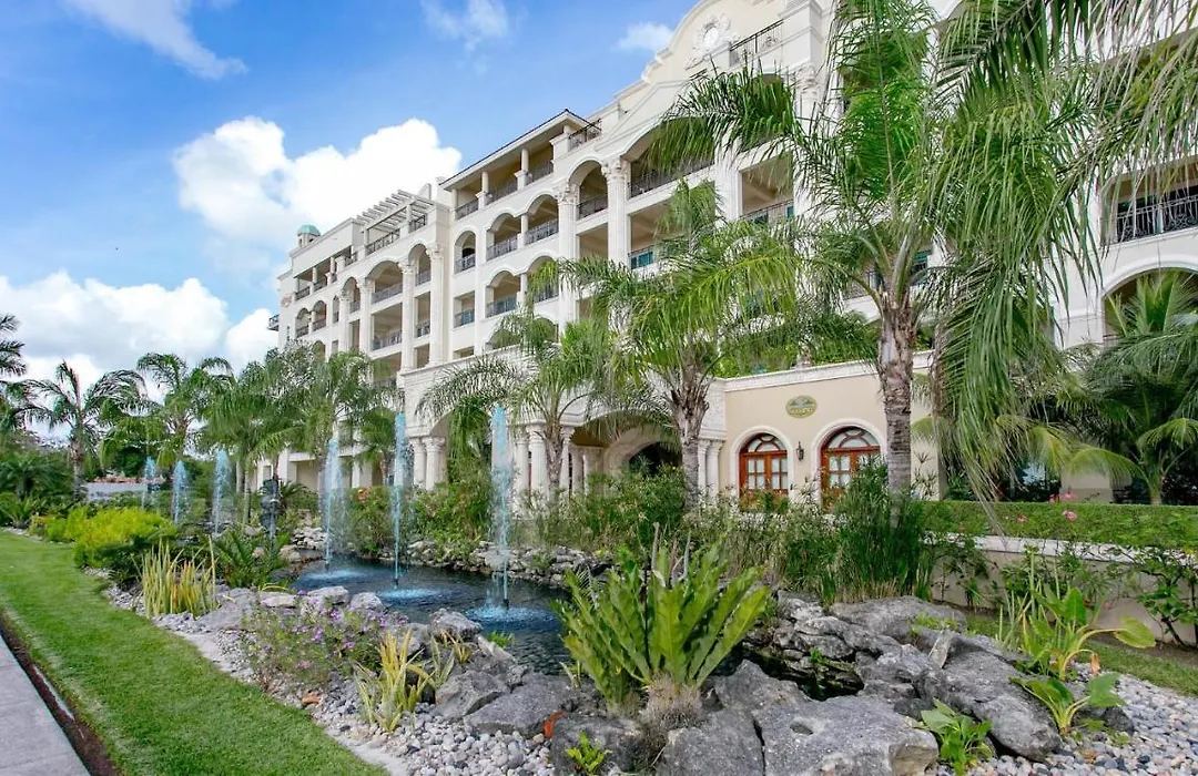 The Landmark Resort Of Cozumel-1