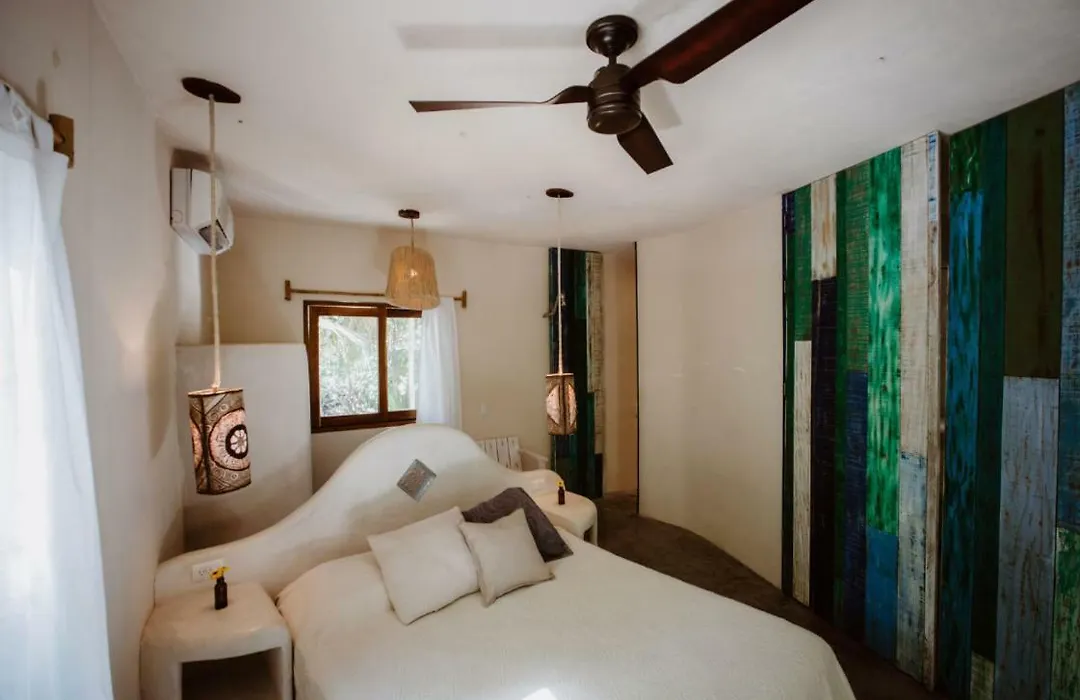Beachfront Villa Casa Tulum Beach 8-1
