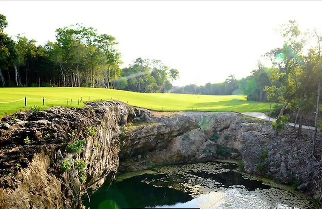 Jungle & Golf View Condo By Olahola-1