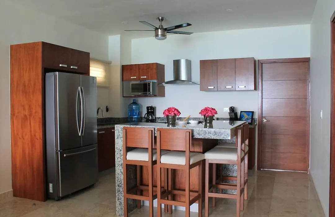 New Luxury Beachfront Penthouse-1