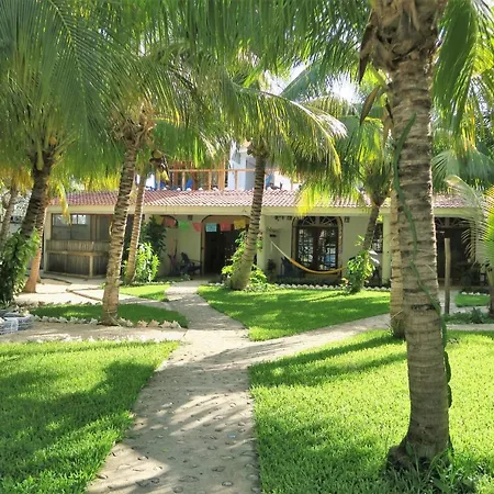 El Milagro Beach Hotel And Marina-2