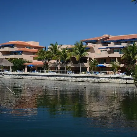 Porto Bello Gran Marina-2