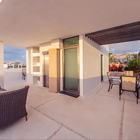 Mararena Family Apartments & Long Stay Living - Steps From 5Th Avenue-2