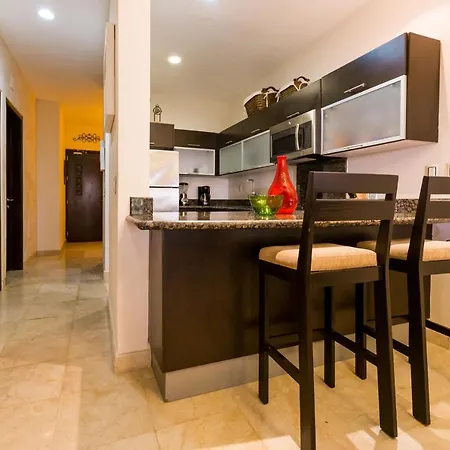 Large Balcony Ground Floor 2Bdrs Condo At Elfaro By Dpm-3