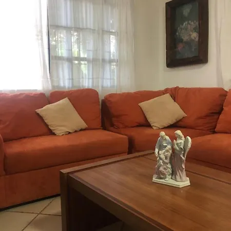Linda Casa-2