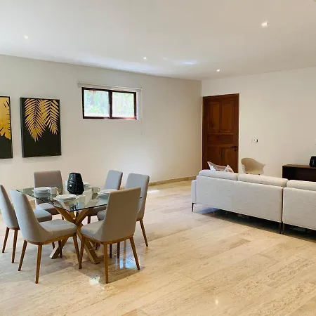 The Drunk Luxury Apartment-2