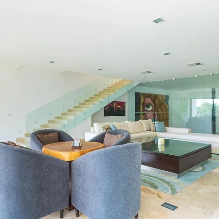Villa Maya- Luxury Mansion-3