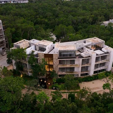 The Drunk Luxury Apartment-3