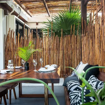 Mohave Jungle Rooms-3